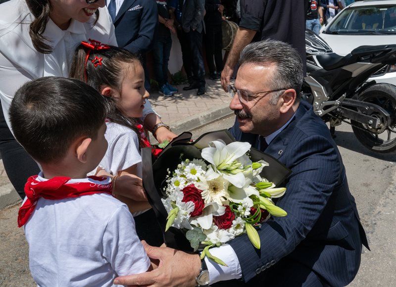 Valimiz Sayın Hüseyin Aksoy, Zübeyde Hanım Anaokulu açılış törenine katıldı.